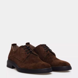 Braune Wildlederschuhe