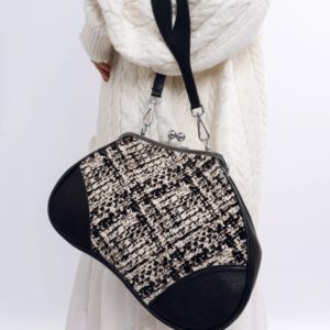 Schwarz-weiße Ledertasche